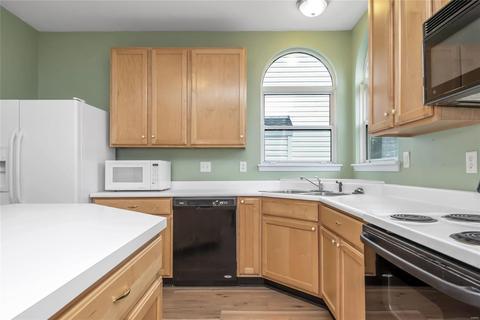 309 Carr Manor Ct, Ballwin, MO 63021 photo 3