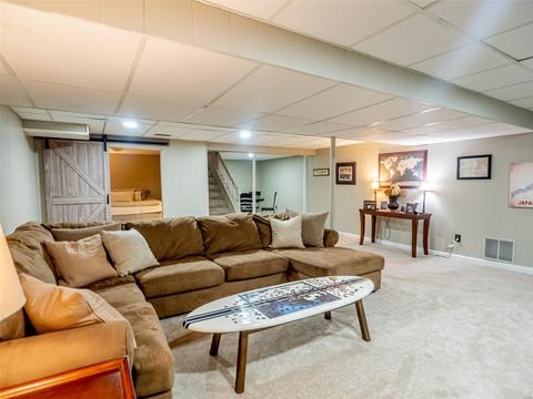 814 Forest Vlg, Ballwin, MO 63021 photo 25