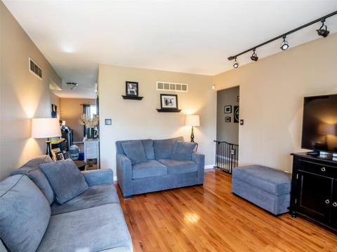 814 Forest Vlg, Ballwin, MO 63021 photo 9