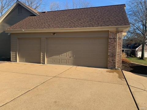 999 Timber Glen Ln, Ballwin, MO 63021 photo 14