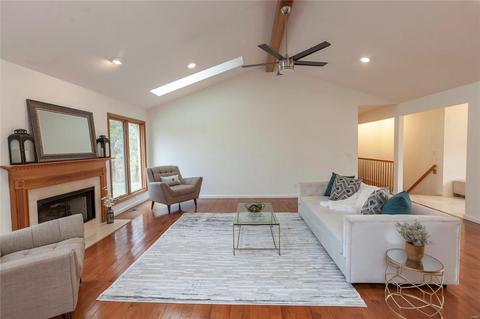 999 Timber Glen Ln, Ballwin, MO 63021 photo 7