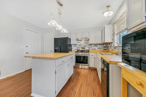 12 Royalltrail Ct, O'fallon, MO 63368 photo 8