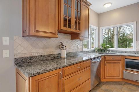 562 Malinmor Dr, Weldon Spring, MO 63304 photo 20