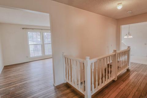 716 Big Bend Woods Dr, Manchester, MO 63021 photo 3