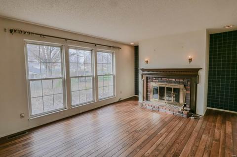 716 Big Bend Woods Dr, Manchester, MO 63021 photo 4