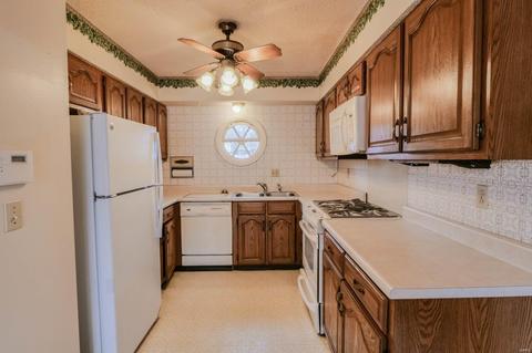 716 Big Bend Woods Dr, Manchester, MO 63021 photo 9
