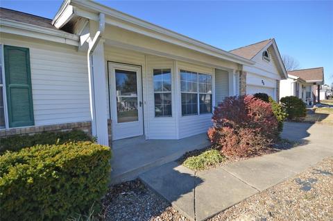 25 Mallard Pointe Dr, O'fallon, MO 63368 photo 4