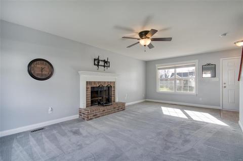 557 Springhurst Pkwy, O'fallon, MO 63368 photo 6