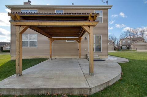 557 Springhurst Pkwy, O'fallon, MO 63368 photo 32