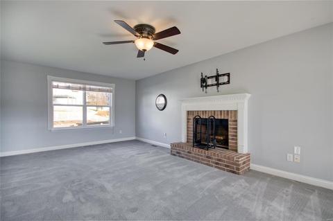 557 Springhurst Pkwy, O'fallon, MO 63368 photo 5