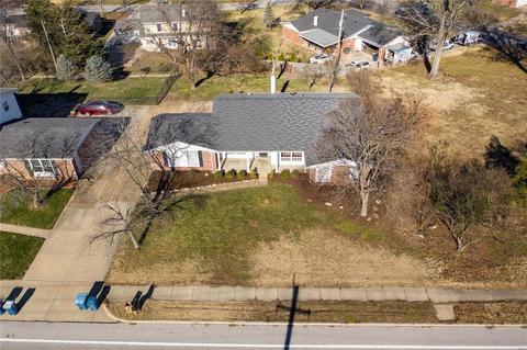 15575 Clayton Rd, Ballwin, MO 63011 photo 6