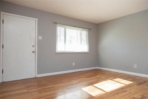 403 Eggering Dr, O'fallon, MO 63366 photo 3
