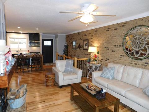 737 Knickerbacker, Manchester, MO 63021 photo 7