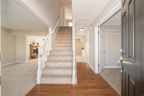 174 Dusty Rose Dr, O'fallon, MO 63368 photo 3