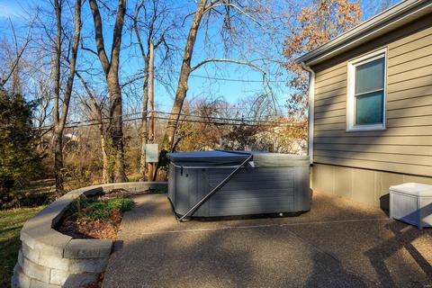 233 Ramsey Ln, Ballwin, MO 63021 photo 15