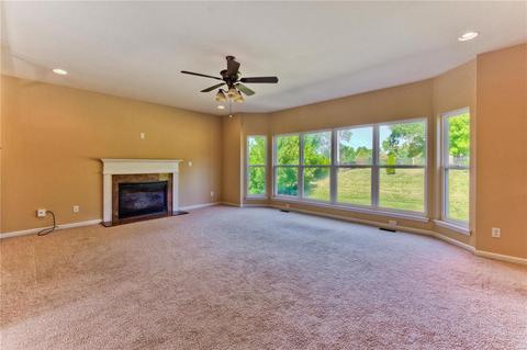 261 Magnolia Trce, Ballwin, MO 63021 photo 4