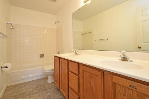 765 Mcbride Pointe Dr, Wildwood, MO 63011 photo 33