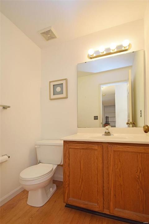 765 Mcbride Pointe Dr, Wildwood, MO 63011 photo 17