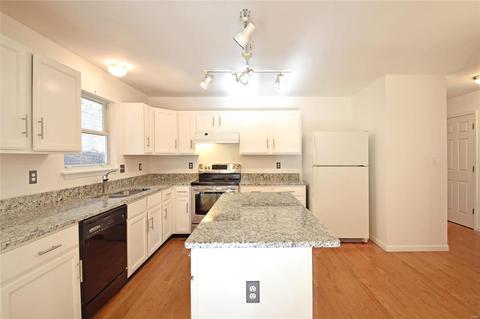 765 Mcbride Pointe Dr, Wildwood, MO 63011 photo 14