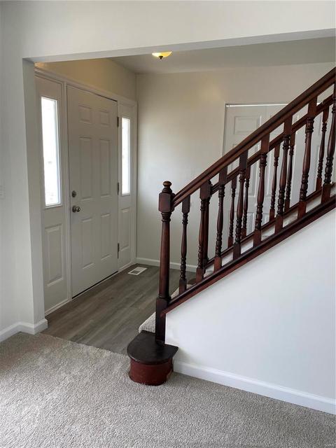 7 Bryan Valley Ct, O'fallon, MO 63366 photo 2