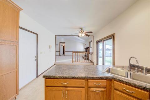 717 Cedar Glen Dr, Weldon Spring, MO 63304 photo 5