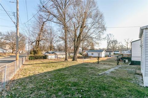 11065 Florence Ave, Saint Ann, MO 63074 photo 2