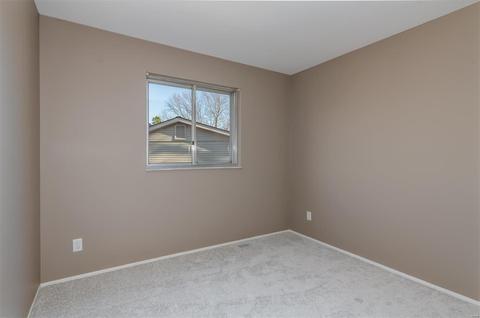 687 Woodrun Ct, Ballwin, MO 63021 photo 25