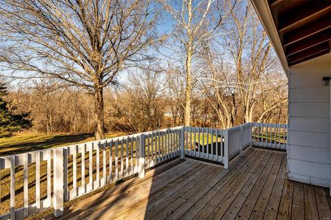 687 Woodrun Ct, Ballwin, MO 63021 photo 16
