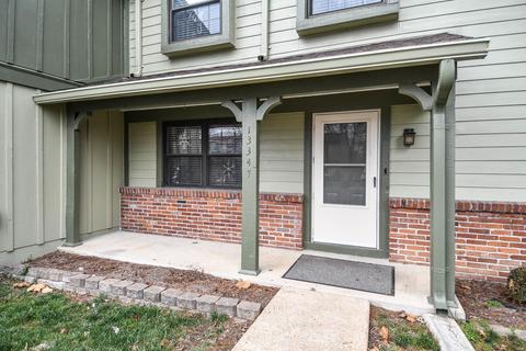 13347 Hiddencrest Ln, Ballwin, MO 63021 photo 3