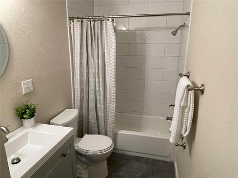 235 Warner Ct, Ballwin, MO 63021 photo 18