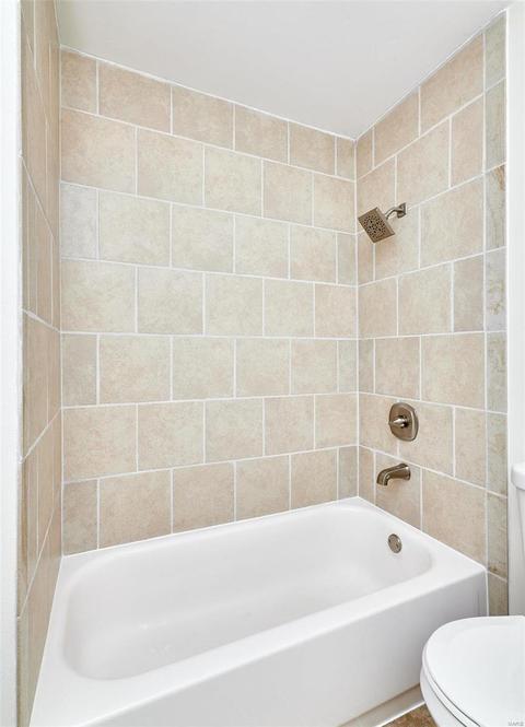 328 Bellestri Dr, Ballwin, MO 63021 photo 30