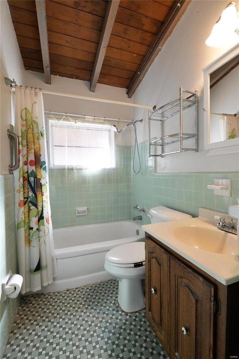 8034 Pilgrim Dr, Saint Louis, MO 63123 photo 25