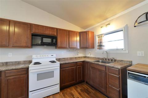 8034 Pilgrim Dr, Saint Louis, MO 63123 photo 16