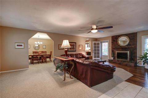 472 Cortequay Ct, Manchester, MO 63021 photo 4