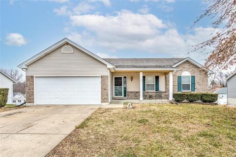 820 Colleen Dr, O'fallon, MO 63366 photo 1