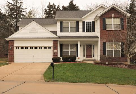 17245 Hilltop Ridge Dr, Eureka, MO 63025 photo 1
