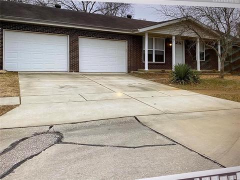1100 Holgate Dr, Manchester, MO 63021 photo 2