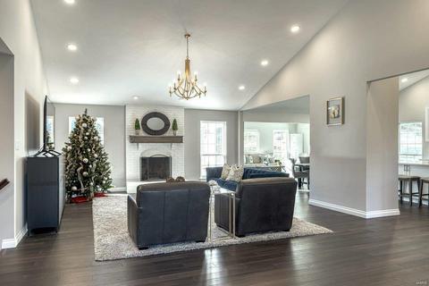 1223 Grey Fox Run, Weldon Spring, MO 63304 photo 4