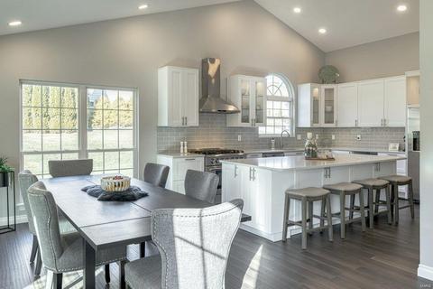 1223 Grey Fox Run, Weldon Spring, MO 63304 photo 11