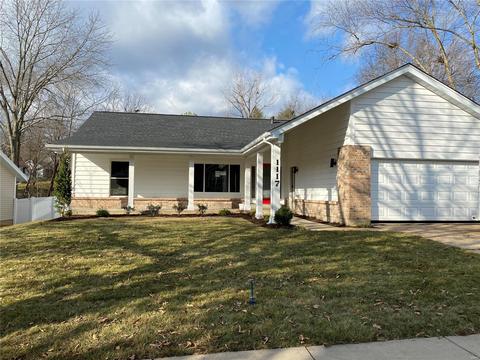 1117 Hollyberry Dr, Ballwin, MO 63021 photo 3