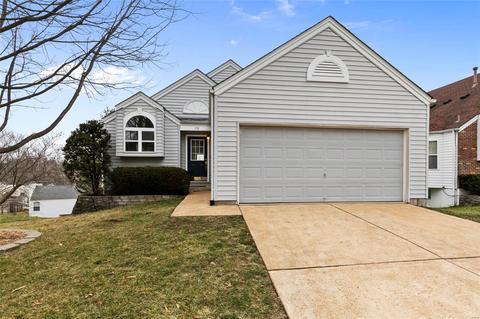 152 Cascade Cir, Ballwin, MO 63021 photo 1