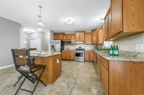 706 Cooper Way Dr, O'fallon, MO 63368 photo 25