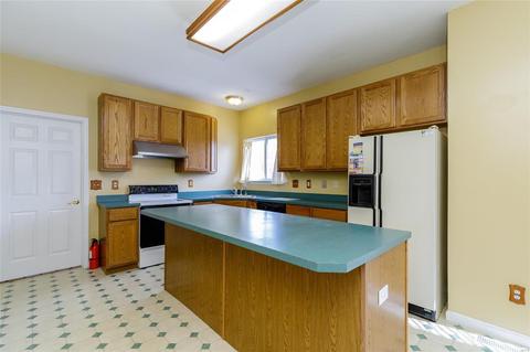 8 Cherokee Sunset Ct, O'fallon, MO 63366 photo 12