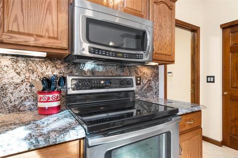 5693 Wrenwyck Pl, Weldon Spring, MO 63304 photo 17