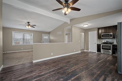 1806 Springhill Dr, O'fallon, MO 63366 photo 4