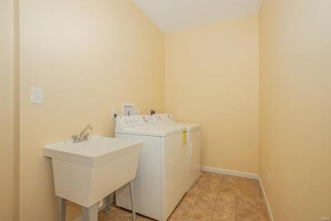 964 Arbor Run Ct, Manchester, MO 63021 photo 14