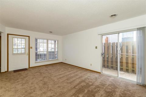556 Spring Glen Dr, Ballwin, MO 63021 photo 3