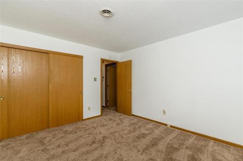 556 Spring Glen Dr, Ballwin, MO 63021 photo 17