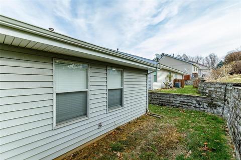556 Spring Glen Dr, Ballwin, MO 63021 photo 23