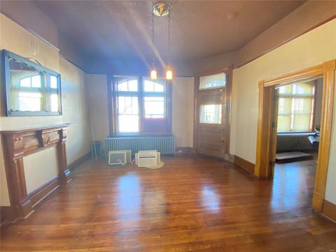 200 E Davis St, Saint Louis, MO 63111 photo 8